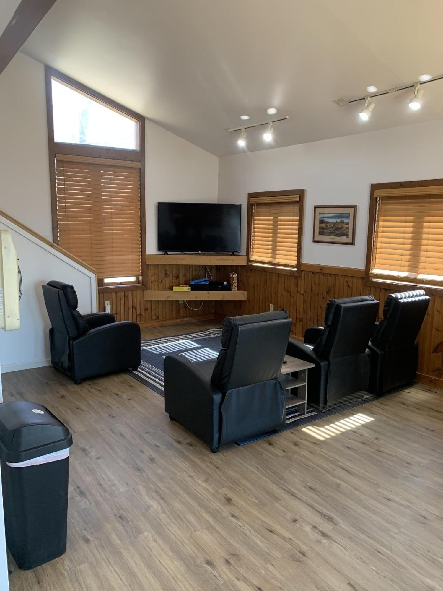 Cozy Home Lake Huron With Loft 2 Bedroom 1 Bathroom Au Gres ภายนอก รูปภาพ