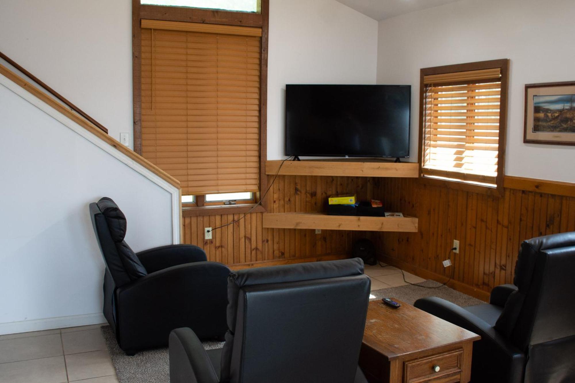 Cozy Home Lake Huron With Loft 2 Bedroom 1 Bathroom Au Gres ห้อง รูปภาพ
