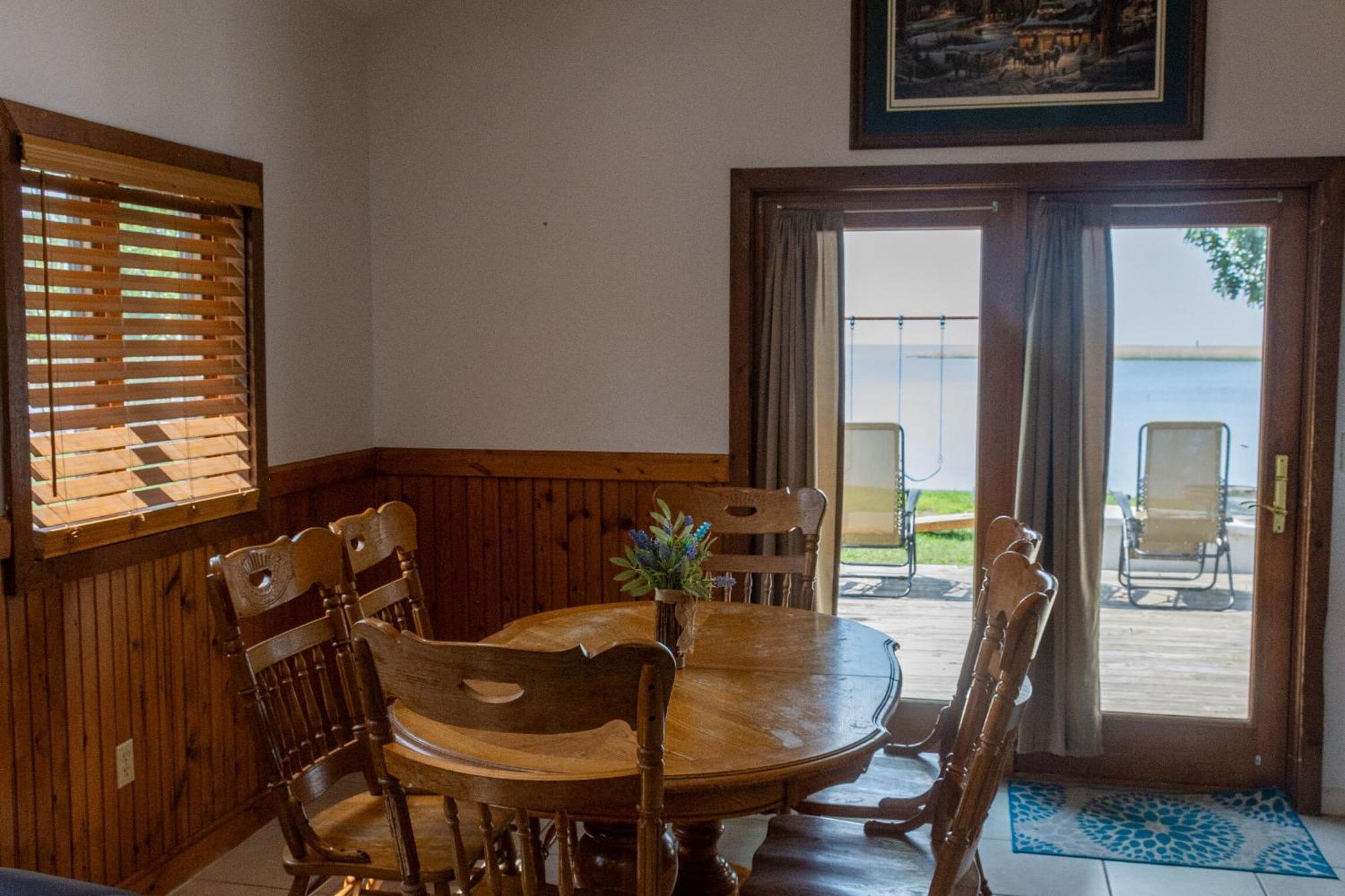 Cozy Home Lake Huron With Loft 2 Bedroom 1 Bathroom Au Gres ห้อง รูปภาพ